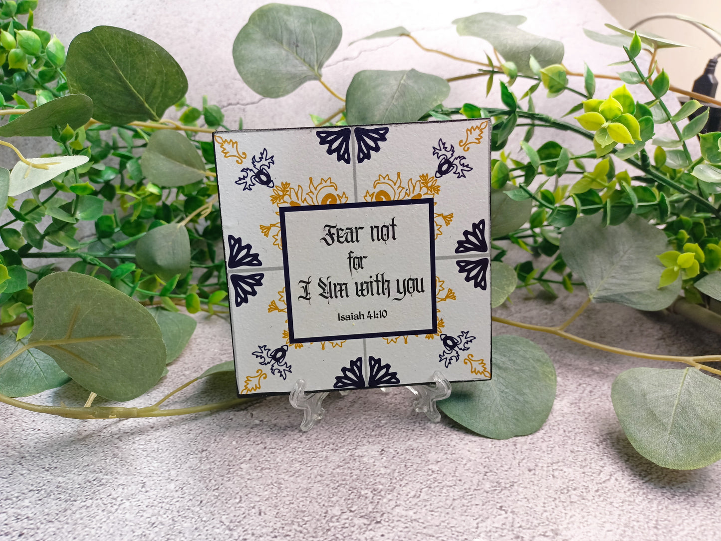 Decor- scripture -table decor