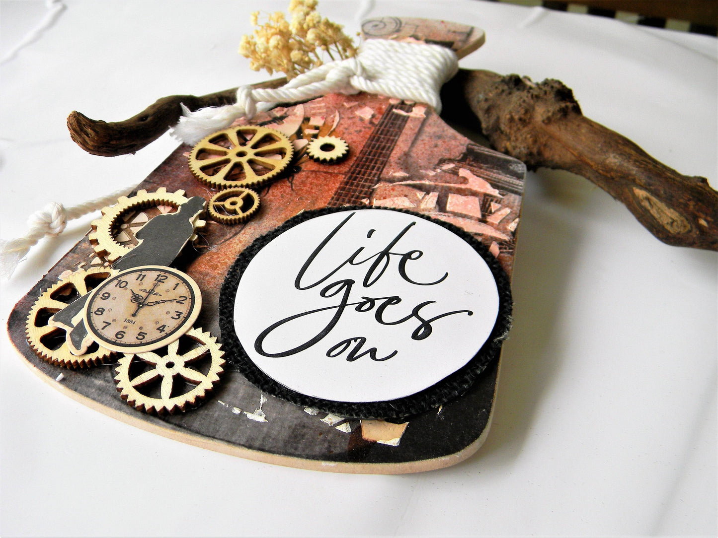 Wall Hanger-Inspirational -Life goes on