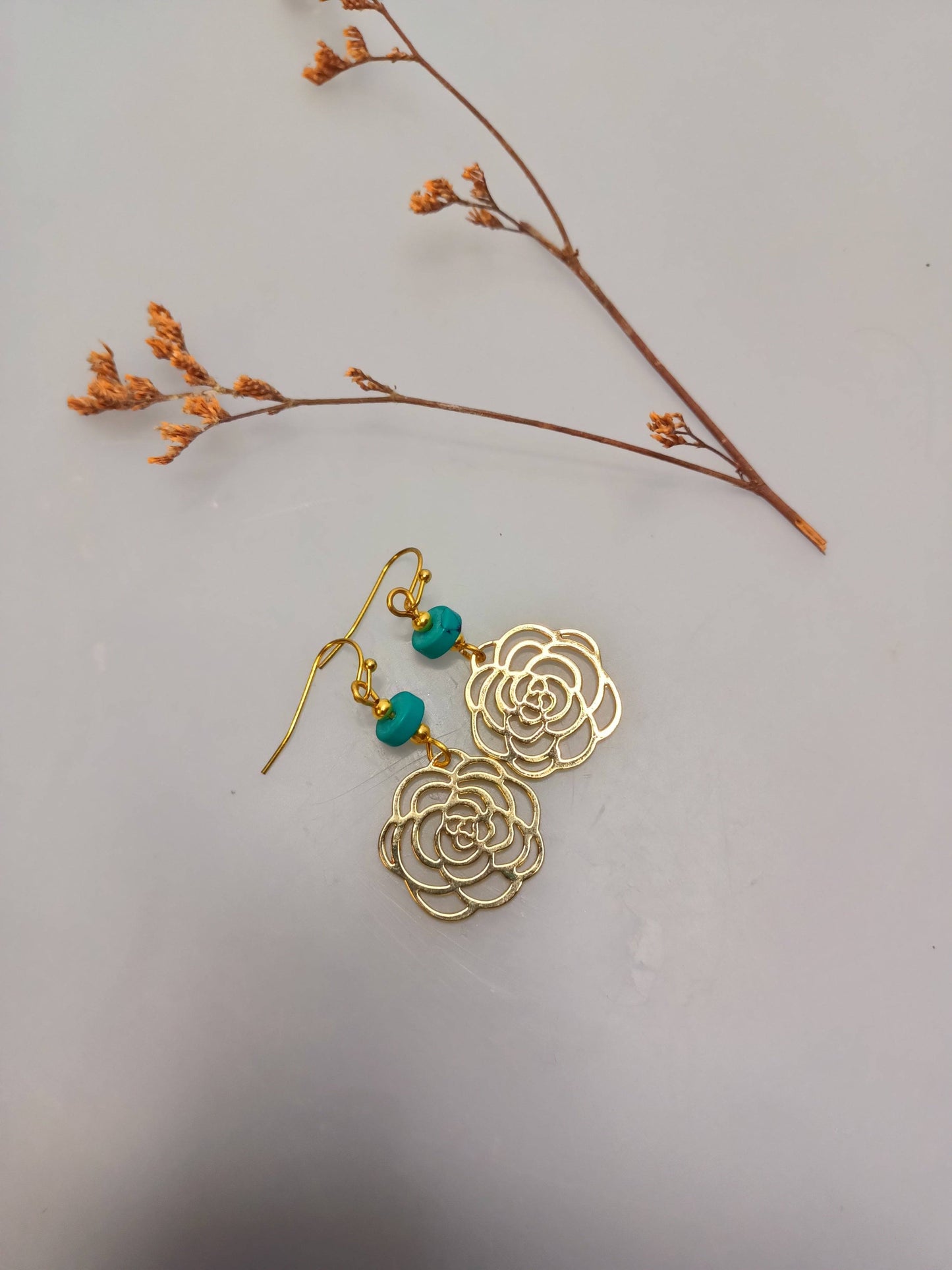 Earring -Golden roses